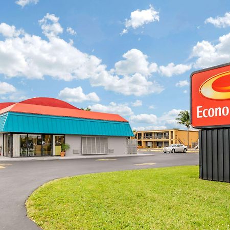 נורת' פורט מיירס Econo Lodge North מראה חיצוני תמונה
