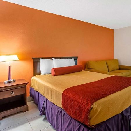 נורת' פורט מיירס Econo Lodge North מראה חיצוני תמונה