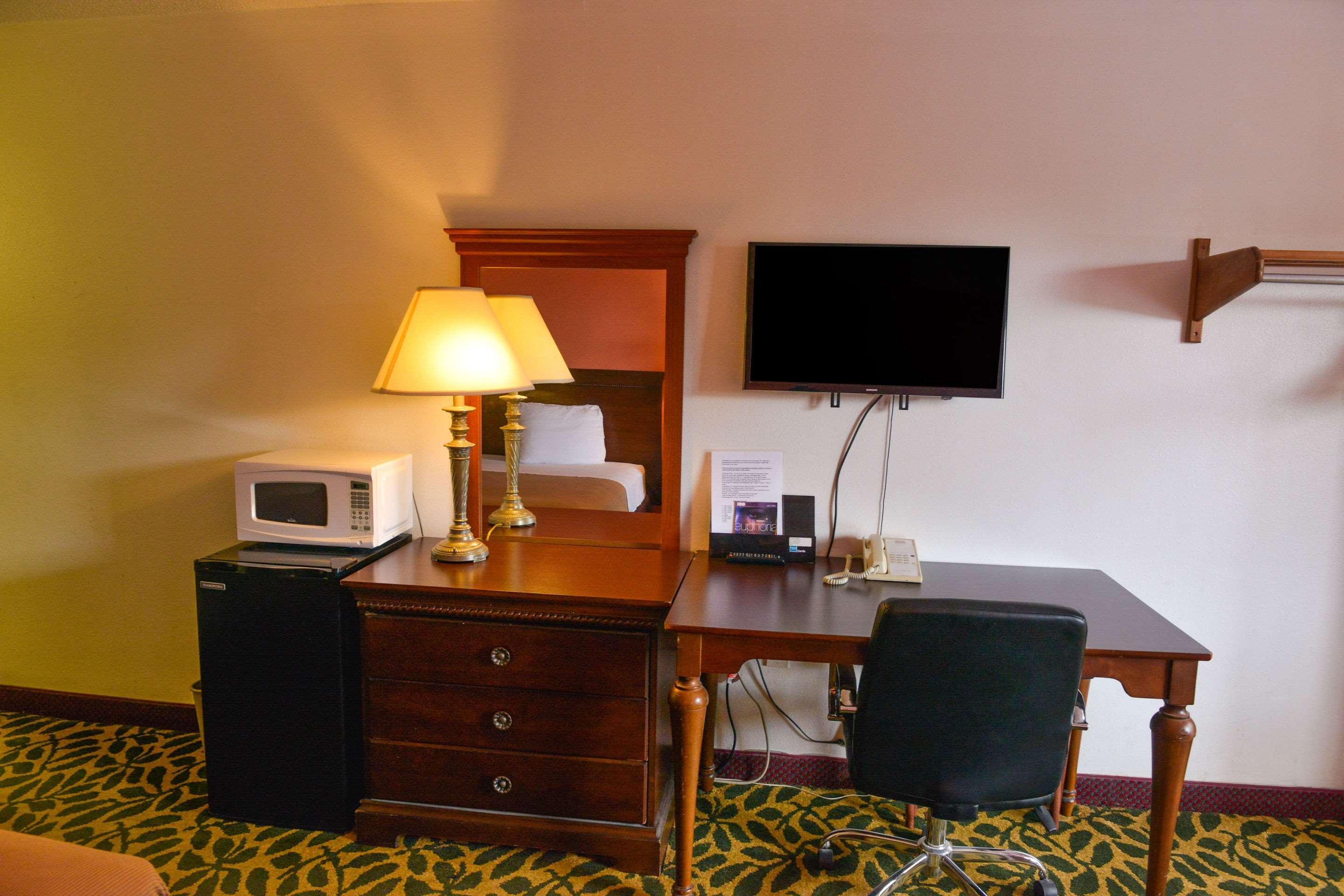 נורת' פורט מיירס Econo Lodge North מראה חיצוני תמונה