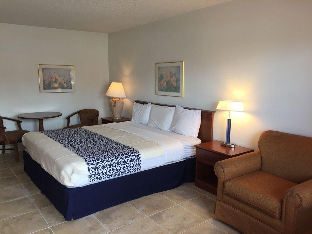 נורת' פורט מיירס Econo Lodge North מראה חיצוני תמונה