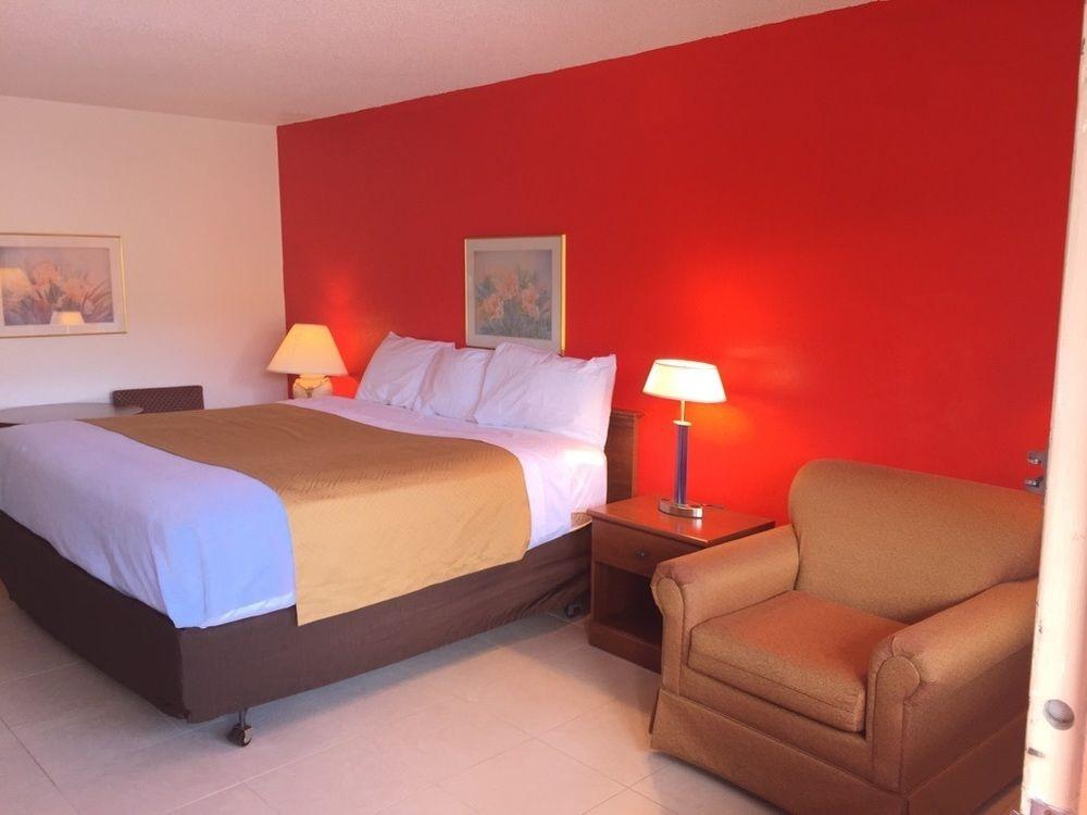 נורת' פורט מיירס Econo Lodge North מראה חיצוני תמונה