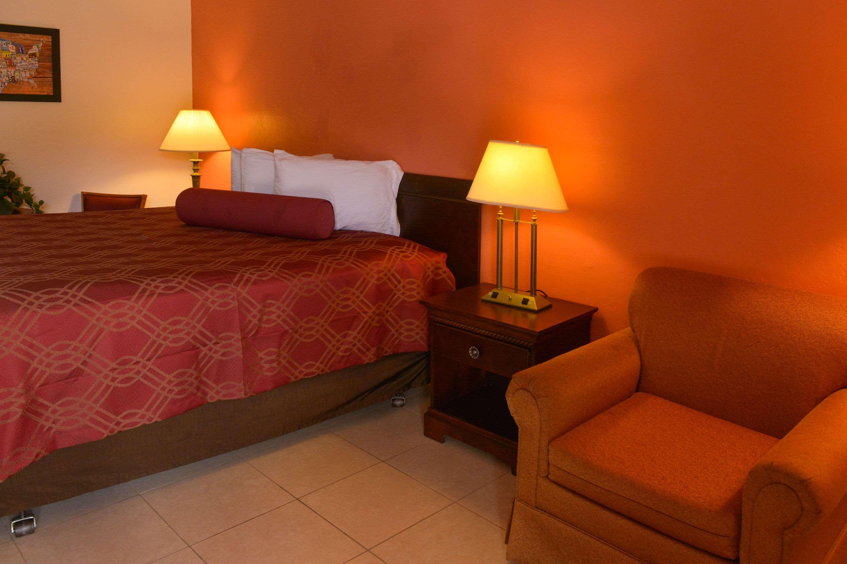 נורת' פורט מיירס Econo Lodge North מראה חיצוני תמונה