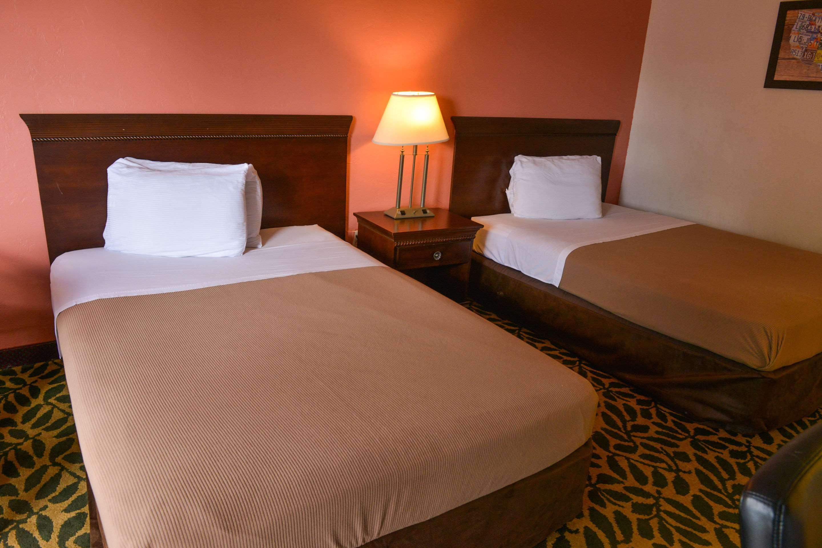 נורת' פורט מיירס Econo Lodge North מראה חיצוני תמונה