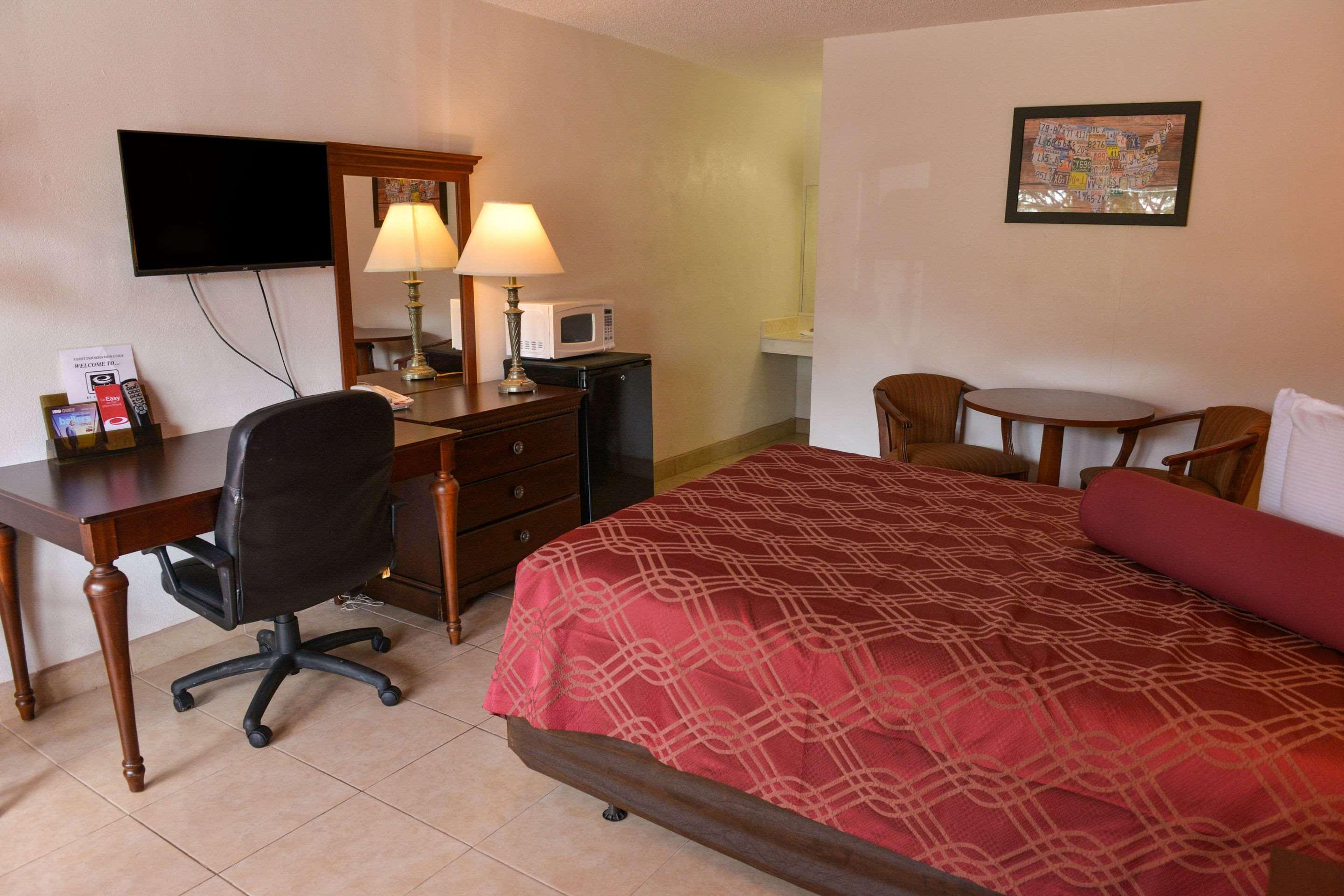 נורת' פורט מיירס Econo Lodge North מראה חיצוני תמונה