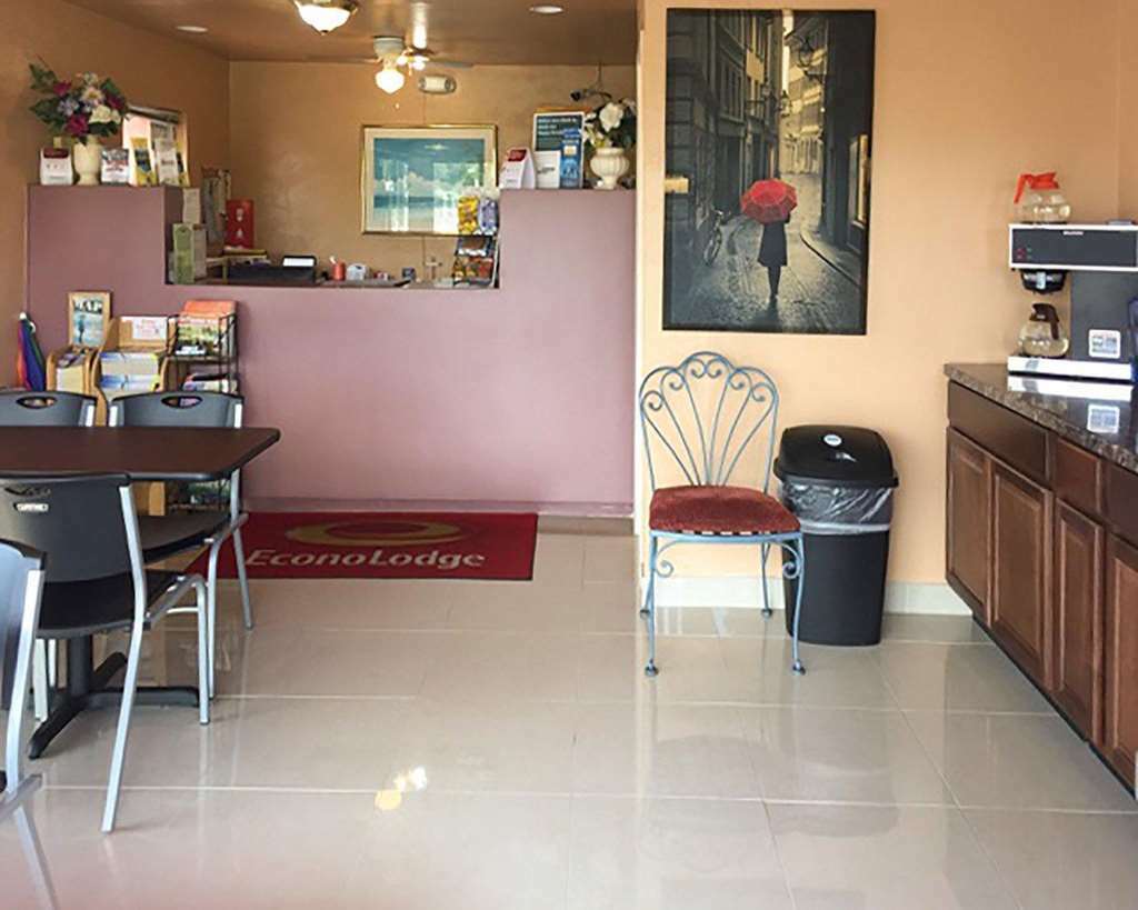 נורת' פורט מיירס Econo Lodge North מראה פנימי תמונה